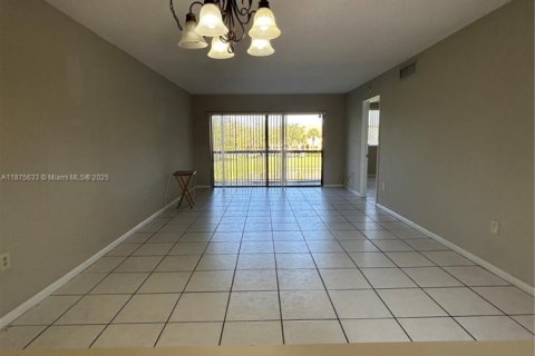 Appartement à louer à Miami, Floride: 2 chambres, 89 m2 № 1926472 - photo 17