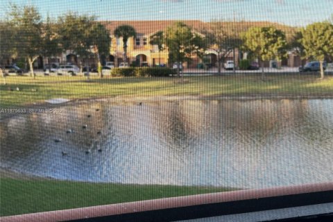 Apartment in Miami, Florida 2 bedrooms, 89 sq.m. № 1926472 - photo 26