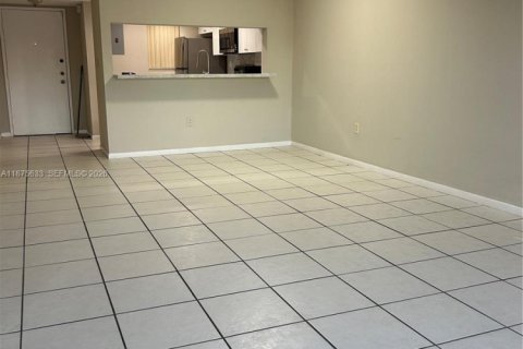 Apartment in Miami, Florida 2 bedrooms, 89 sq.m. № 1926472 - photo 25