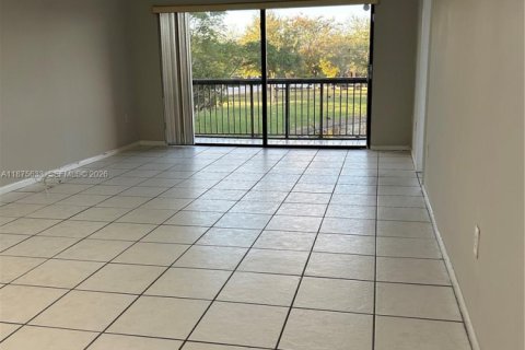 Apartment in Miami, Florida 2 bedrooms, 89 sq.m. № 1926472 - photo 23