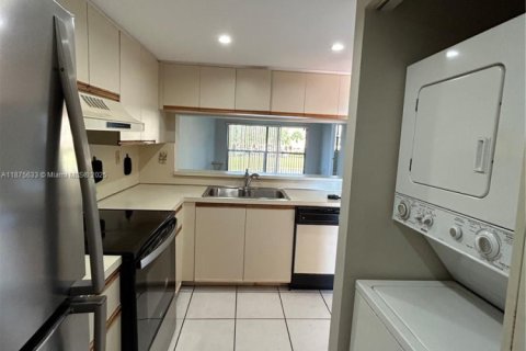 Appartement à louer à Miami, Floride: 2 chambres, 89 m2 № 1926472 - photo 5