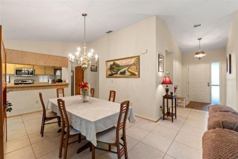 Villa ou maison à vendre à Homosassa, Floride: 3 chambres, 162.3 m2 № 1914443 - photo 10