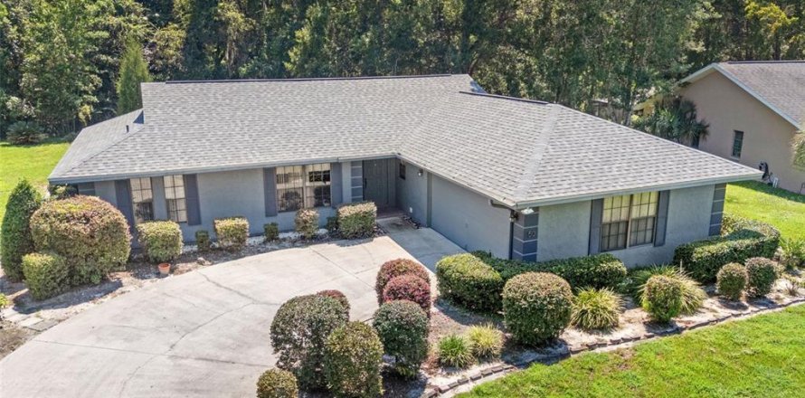 Villa ou maison à Homosassa, Floride 3 chambres, 162.3 m2 № 1914443