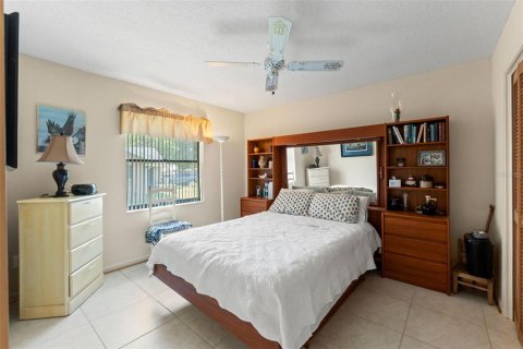 Villa ou maison à vendre à Homosassa, Floride: 3 chambres, 162.3 m2 № 1914443 - photo 20
