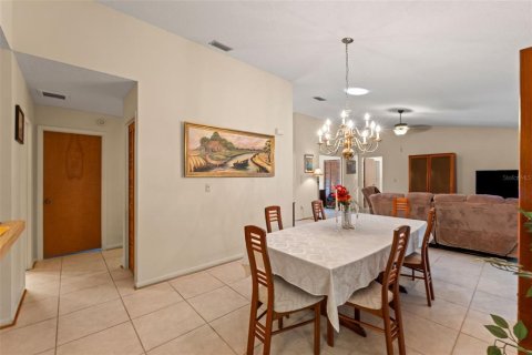 Villa ou maison à vendre à Homosassa, Floride: 3 chambres, 162.3 m2 № 1914443 - photo 11