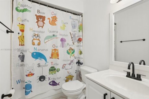 Townhouse in Cooper City, Florida 3 bedrooms, 129.32 sq.m. № 1986964 - photo 21