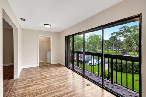 Copropriété à vendre à Palm Beach Gardens, Floride: 2 chambres, 96.15 m2 № 2265099 - photo 8