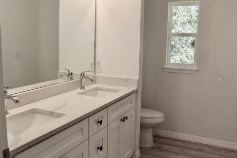 House in Orange City, Florida 3 bedrooms, 150.13 sq.m. № 1558411 - photo 14