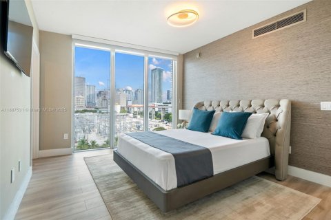 Condominio en alquiler en Miami, Florida, 2 dormitorios, 143.07 m2 № 2013656 - foto 9