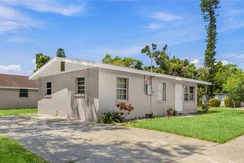 Villa ou maison à vendre à Sarasota, Floride: 3 chambres, 80.27 m2 № 2313290 - photo 2