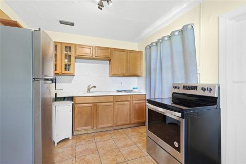 Villa ou maison à vendre à Sarasota, Floride: 3 chambres, 80.27 m2 № 2313290 - photo 9