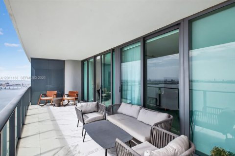 Condo in Miami, Florida, 3 bedrooms № 2075152 - photo 24