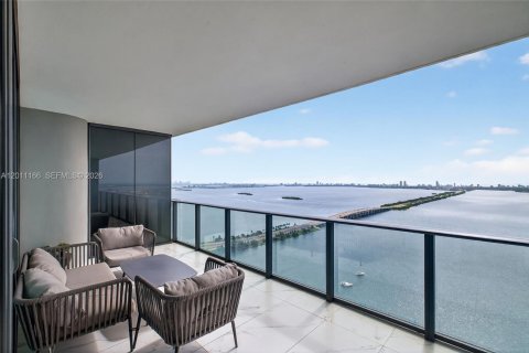 Condo in Miami, Florida, 3 bedrooms № 2075152 - photo 25