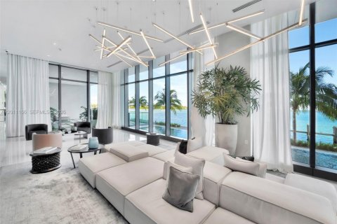 Condo in Miami, Florida, 3 bedrooms № 2075152 - photo 3