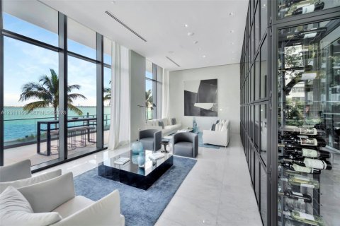 Condo in Miami, Florida, 3 bedrooms № 2075152 - photo 30