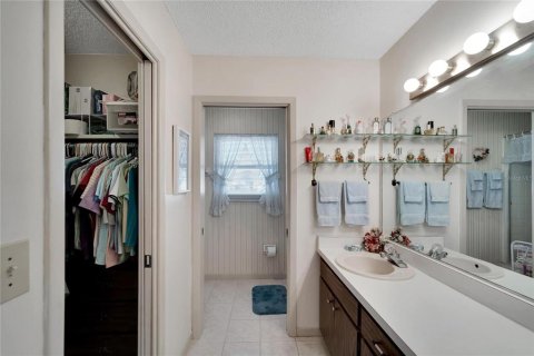 House in Sun City Center, Florida 2 bedrooms, 157.56 sq.m. № 1528489 - photo 20