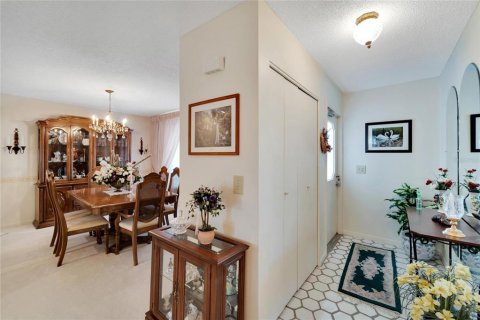 House in Sun City Center, Florida 2 bedrooms, 157.56 sq.m. № 1528489 - photo 21