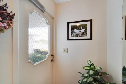 House in Sun City Center, Florida 2 bedrooms, 157.56 sq.m. № 1528489 - photo 23