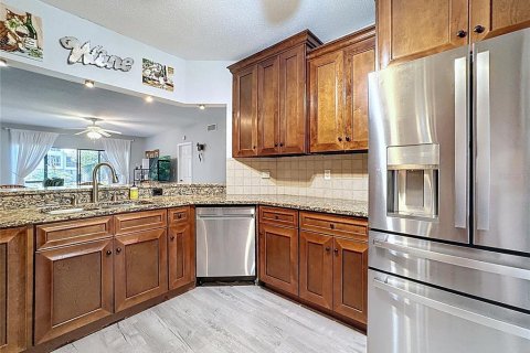 Copropriété à vendre à Sarasota, Floride: 2 chambres, 122.82 m2 № 1665670 - photo 12
