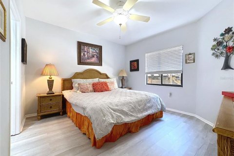 Copropriété à vendre à Sarasota, Floride: 2 chambres, 122.82 m2 № 1665670 - photo 22