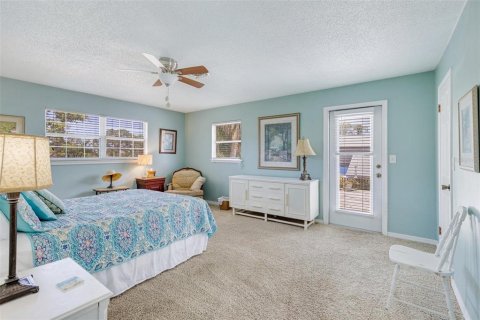 Купить виллу или дом в Энглвуд, Флорида 14 комнат, 291.71м2, № 1663079 - фото 21