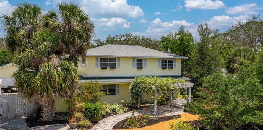 Villa ou maison à Englewood, Floride 4 chambres, 291.71 m2 № 1663079
