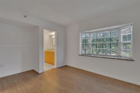 Снять в аренду кондоминиум в Майами, Флорида 2 спальни, № 1963397 - фото 8