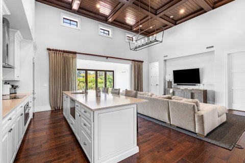 House in Wellington, Florida 7 bedrooms, 343.74 sq.m. № 2254409 - photo 25