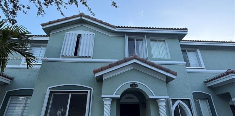 Casa en Homestead, Florida 3 dormitorios, 132.2 m2 № 1794438