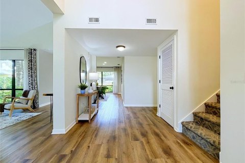 House in Tampa, Florida 4 bedrooms, 329.15 sq.m. № 2151544 - photo 19
