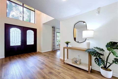 House in Tampa, Florida 4 bedrooms, 329.15 sq.m. № 2151544 - photo 16