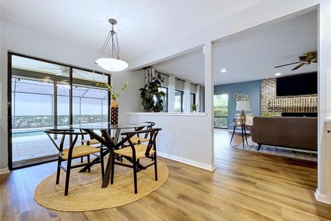 House in Tampa, Florida 4 bedrooms, 329.15 sq.m. № 2151544 - photo 30