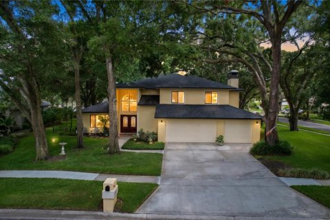 House in Tampa, Florida 4 bedrooms, 329.15 sq.m. № 2151544 - photo 6
