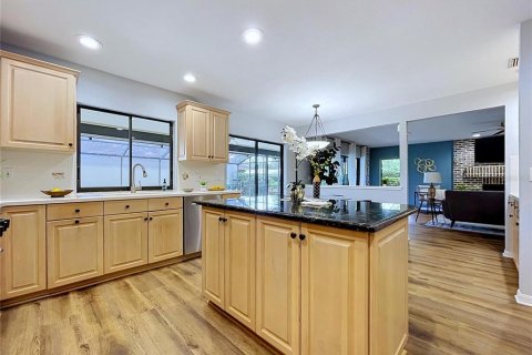 House in Tampa, Florida 4 bedrooms, 329.15 sq.m. № 2151544 - photo 27