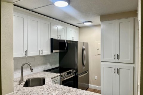 Copropriété à vendre à Tarpon Springs, Floride: 2 chambres, 90.95 m2 № 2212286 - photo 2
