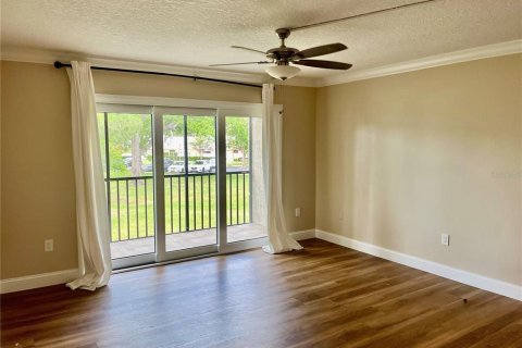 Copropriété à vendre à Tarpon Springs, Floride: 2 chambres, 90.95 m2 № 2212286 - photo 12