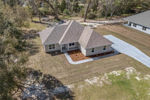 Villa ou maison à vendre à Lake City, Floride: 4 chambres, 171.03 m2 № 1732373 - photo 1