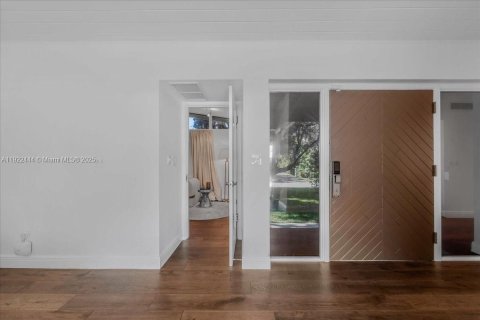 Купить виллу или дом в Ки-Бискейн, Флорида 3 спальни, 314.2м2, № 1977005 - фото 18