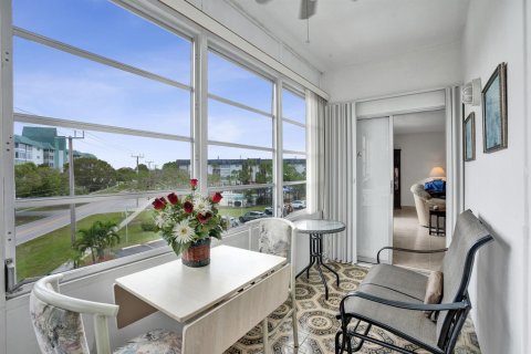 Condominio en venta en Lauderhill, Florida, 2 dormitorios, 110.09 m2 № 2245511 - foto 9
