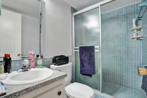 Condominio en venta en Lauderhill, Florida, 2 dormitorios, 110.09 m2 № 2245511 - foto 8