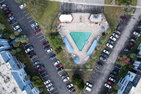 Condominio en venta en Lauderhill, Florida, 2 dormitorios, 110.09 m2 № 2245511 - foto 29