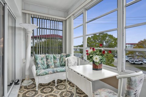 Condominio en Lauderhill, Florida, 2 dormitorios № 2245511