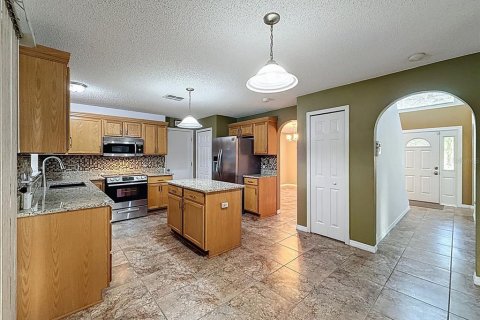 Villa ou maison à vendre à Spring Hill, Floride: 4 chambres, 205.78 m2 № 2212715 - photo 16