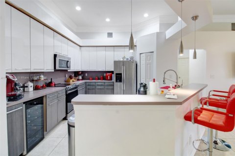 House in Davie, Florida 4 bedrooms, 217.95 sq.m. № 1860083 - photo 14