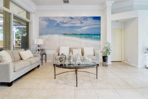 House in Davie, Florida 4 bedrooms, 217.95 sq.m. № 1860083 - photo 4