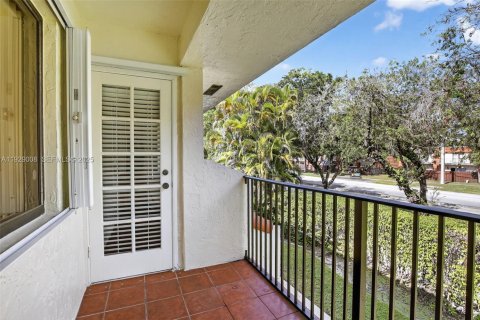 Adosado en venta en Plantation, Florida, 3 dormitorios, 144.65 m2 № 1987352 - foto 29