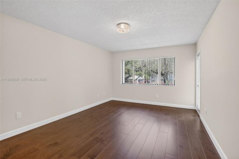 Adosado en venta en Plantation, Florida, 3 dormitorios, 144.65 m2 № 1987352 - foto 19