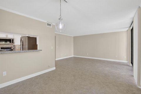 Adosado en venta en Plantation, Florida, 3 dormitorios, 144.65 m2 № 1987352 - foto 8