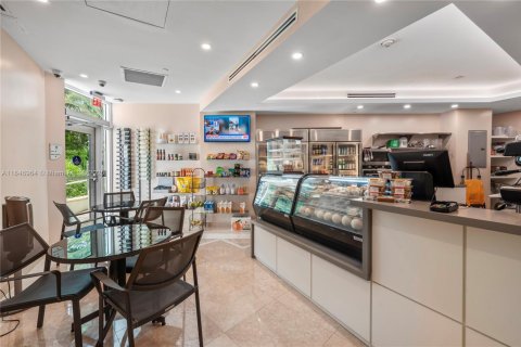 Condominio en venta en Miami, Florida, 2 dormitorios, 157.93 m2 № 1857059 - foto 24
