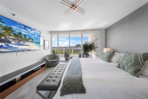 Copropriété à vendre à Miami, Floride: 2 chambres, 157.93 m2 № 1857059 - photo 13